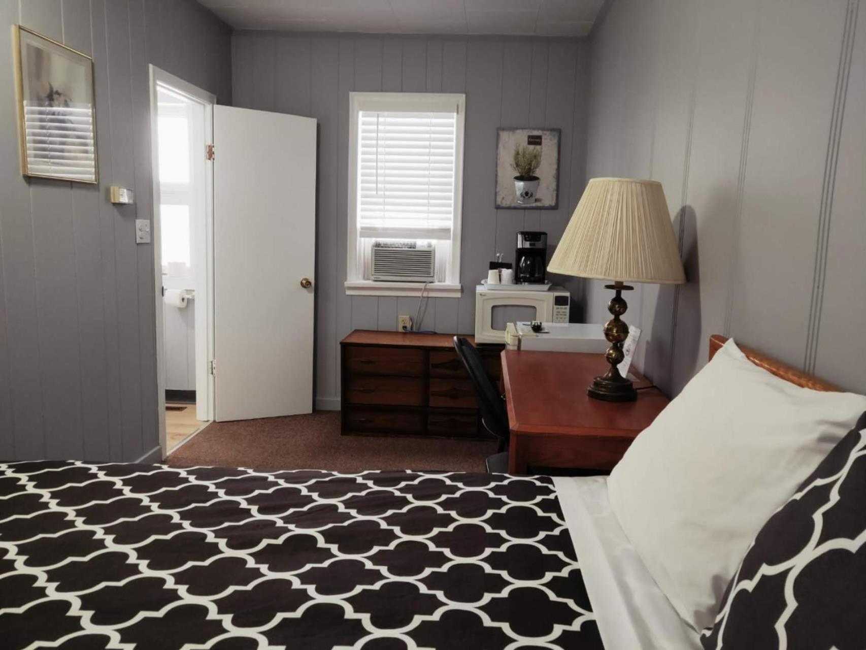 Melsask Motel Melville Zewnętrze zdjęcie