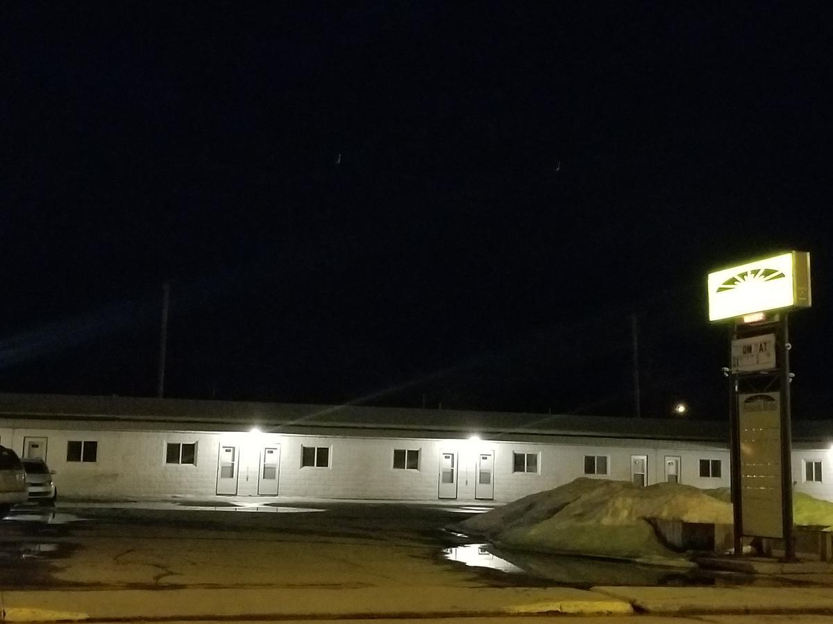 Melsask Motel Melville Zewnętrze zdjęcie