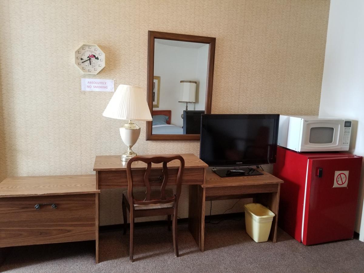Melsask Motel Melville Zewnętrze zdjęcie