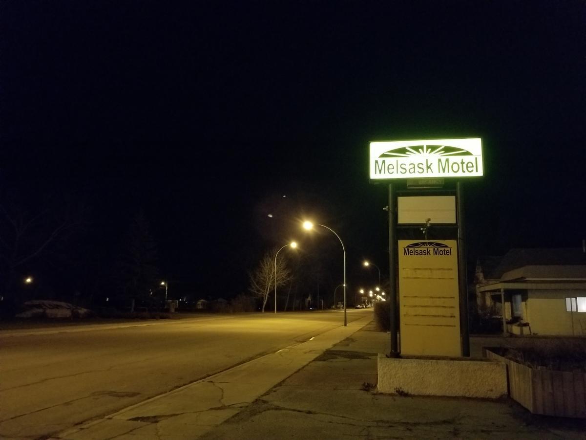 Melsask Motel Melville Zewnętrze zdjęcie